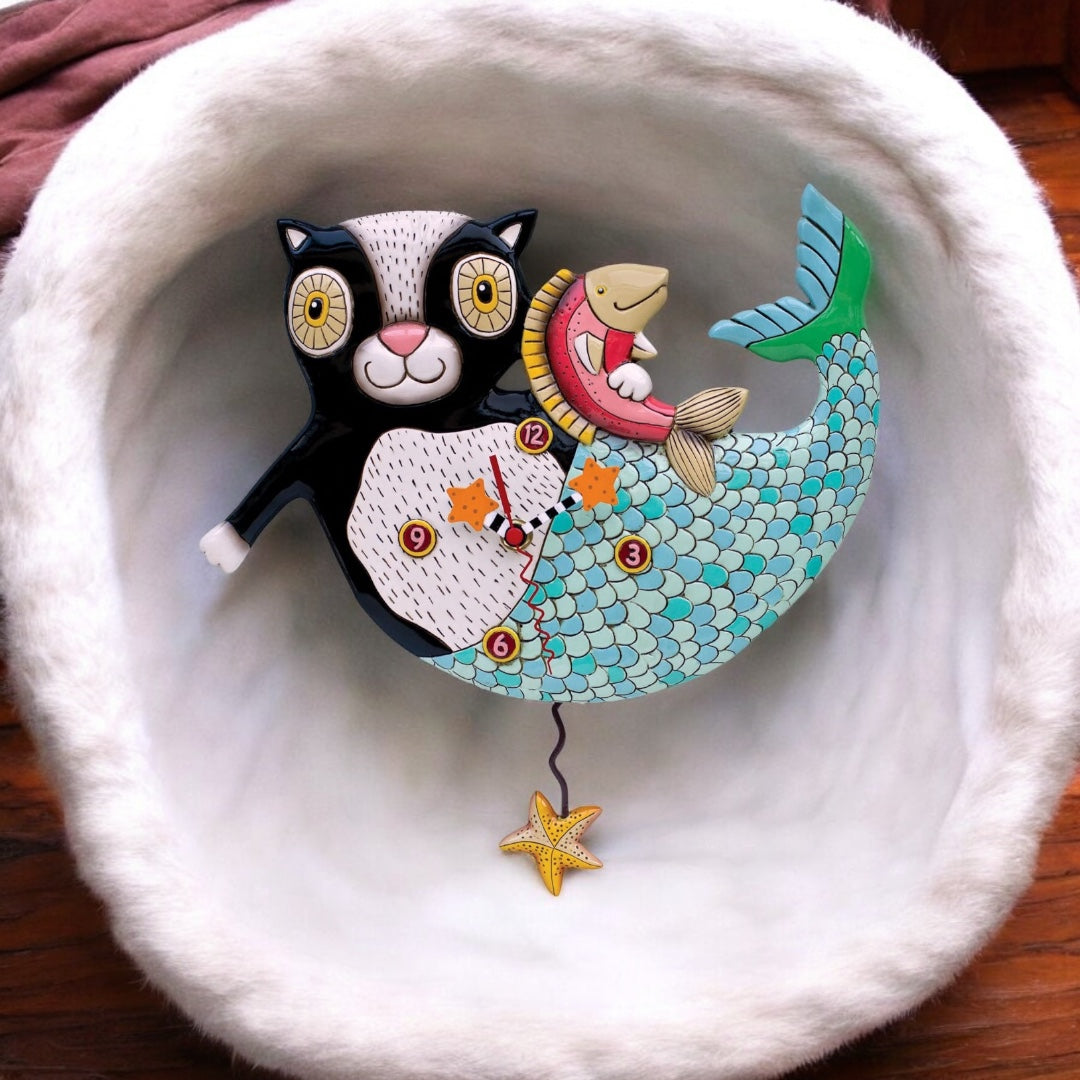 Mercat Clock: Enchanting Kitty Mermaid with Fanciful Tail and Adorable Features