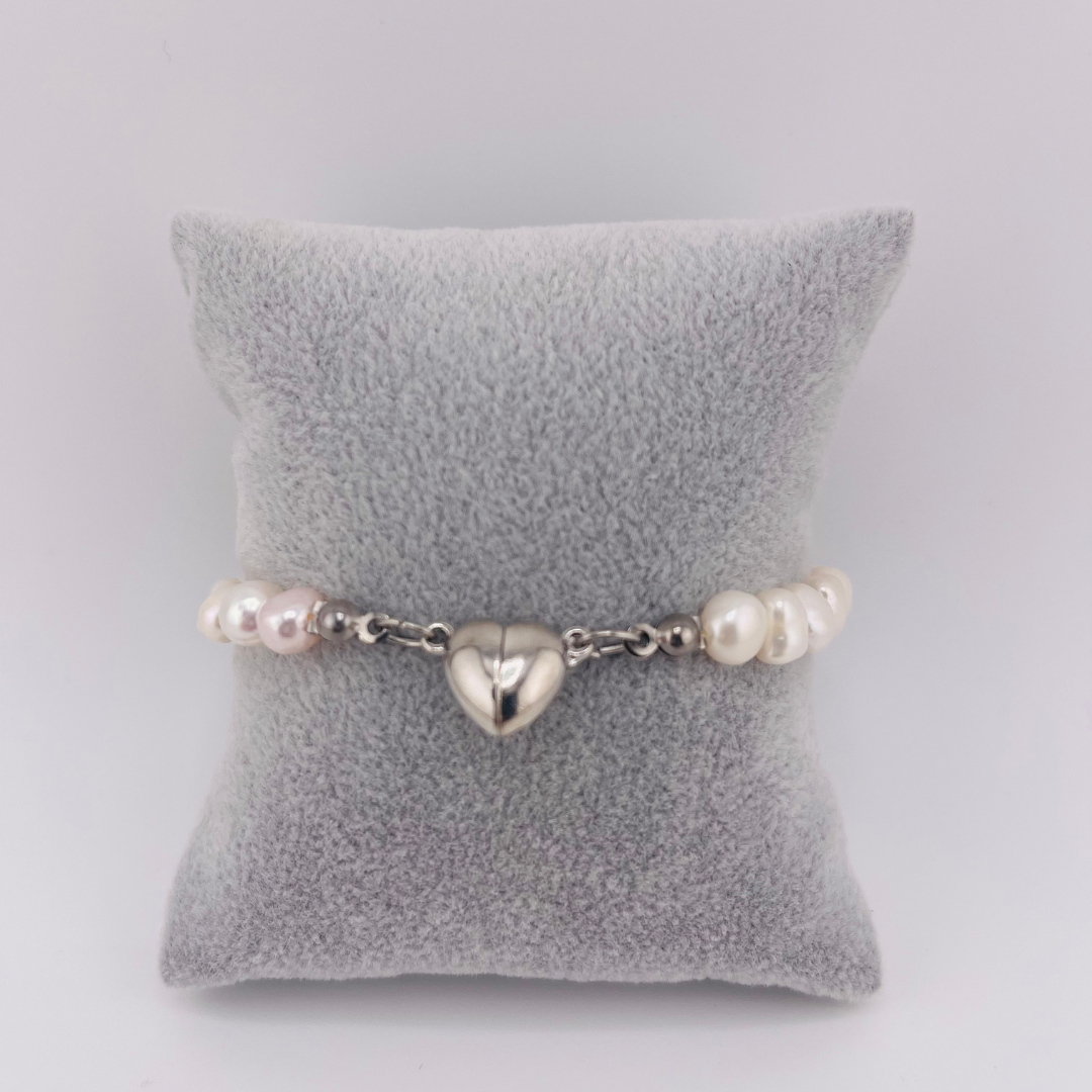 White Faux Pearl Bracelet with Heart-Shaped Magnetic Clasp - Silver Finish