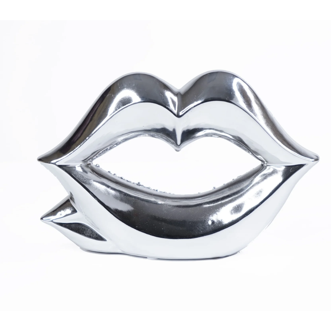 Diamond Lips Sculpture