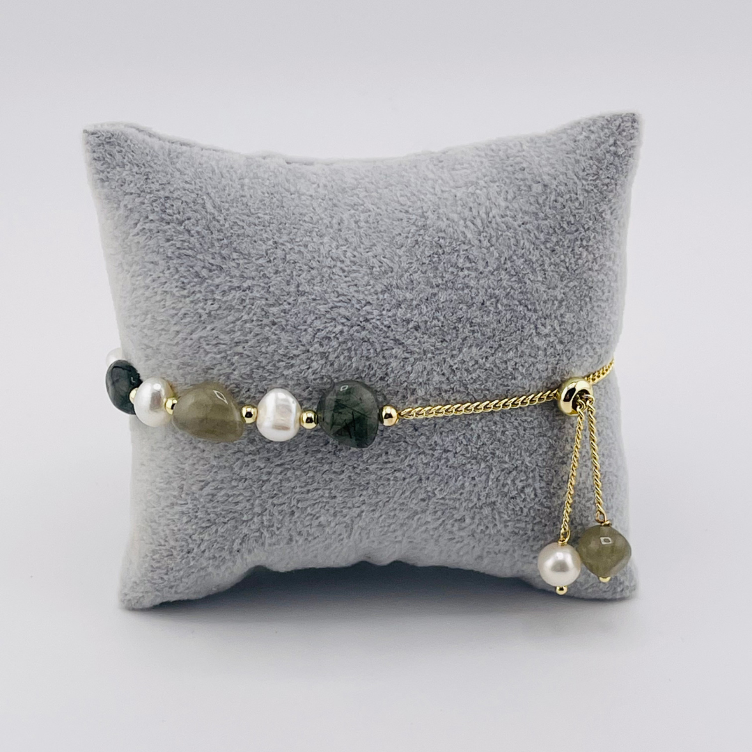 Exquisite Green Serenity Ritualized Quartz and White Freshwater Pearl Bracelet - Elegant Natural Gemstone Jewelry Gift