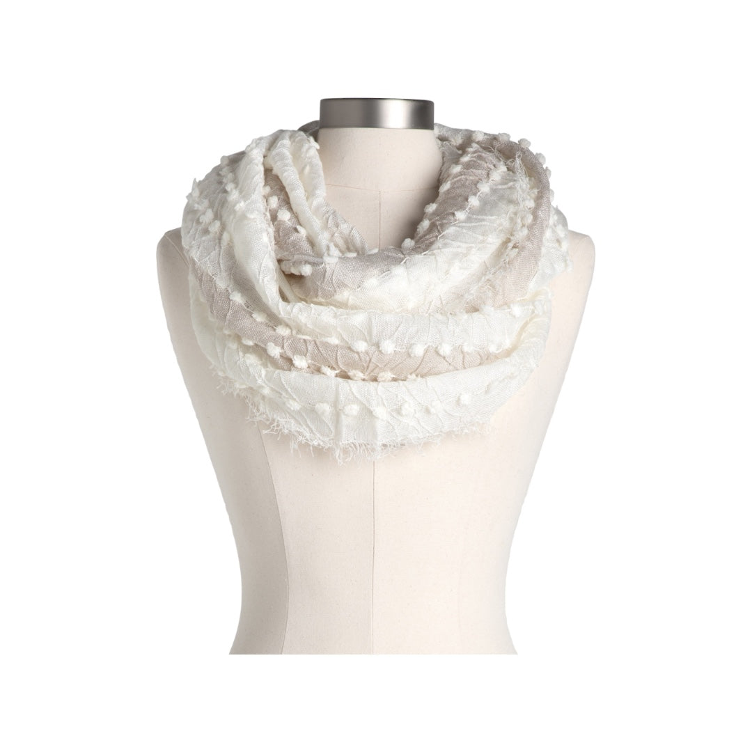 Textured Infinity Scarf in White: Embrace Pure Elegance and Comfort with a Versatile Accessory