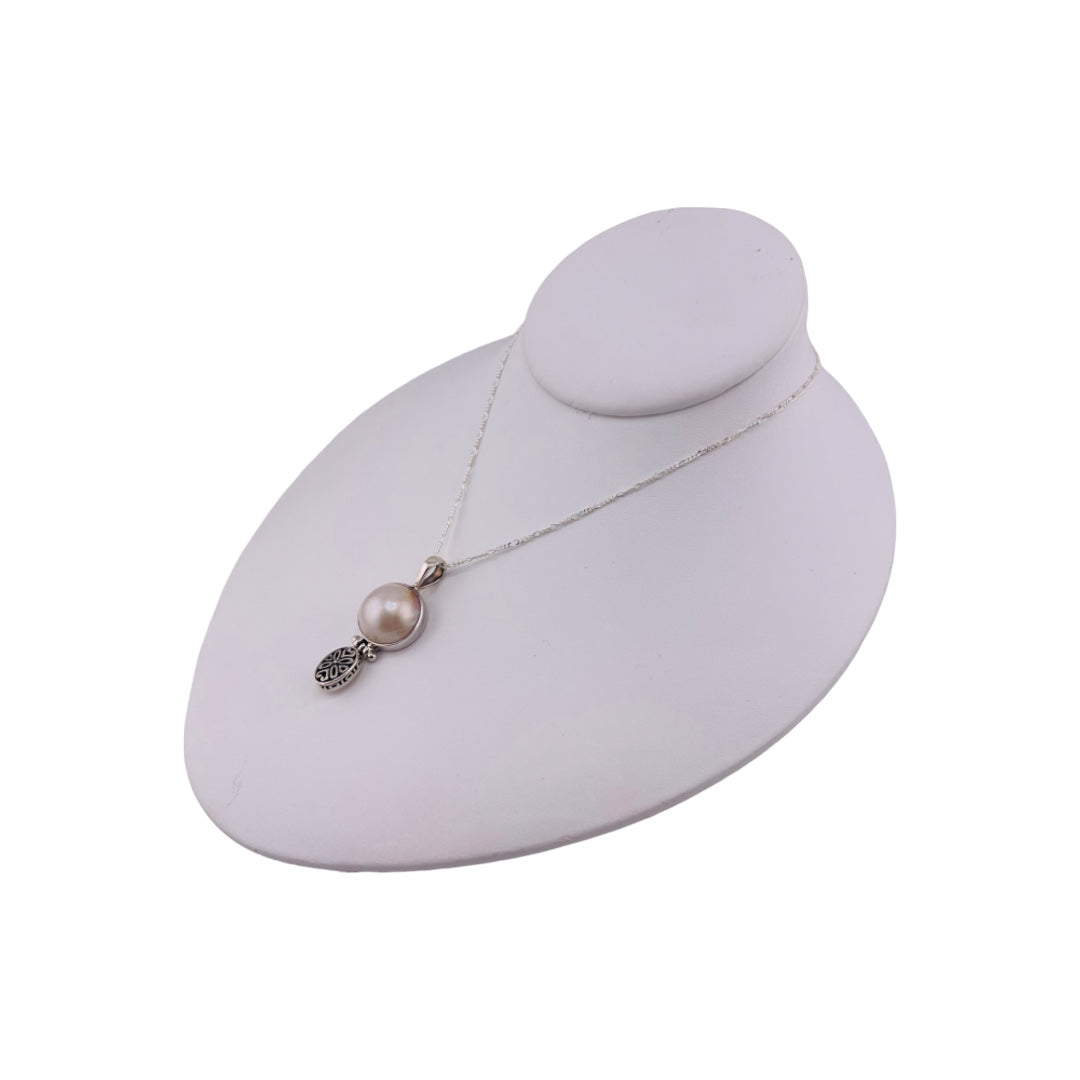 Sterling Silver Necklace with Silver Pendant and Freshwater Pearl - Timeless Elegance