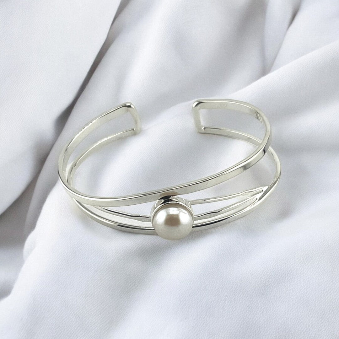 Unique Cuff Bangle, Bracelet, Sterling Silver, Freshwater Pearls, Elegant Gift for Mom, Gift for Her