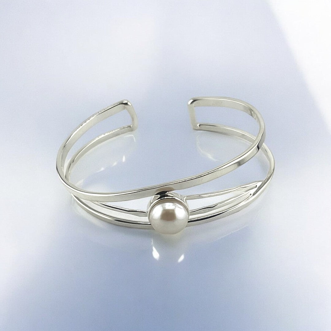 Unique Cuff Bangle, Bracelet, Sterling Silver, Freshwater Pearls, Elegant Gift for Mom, Gift for Her