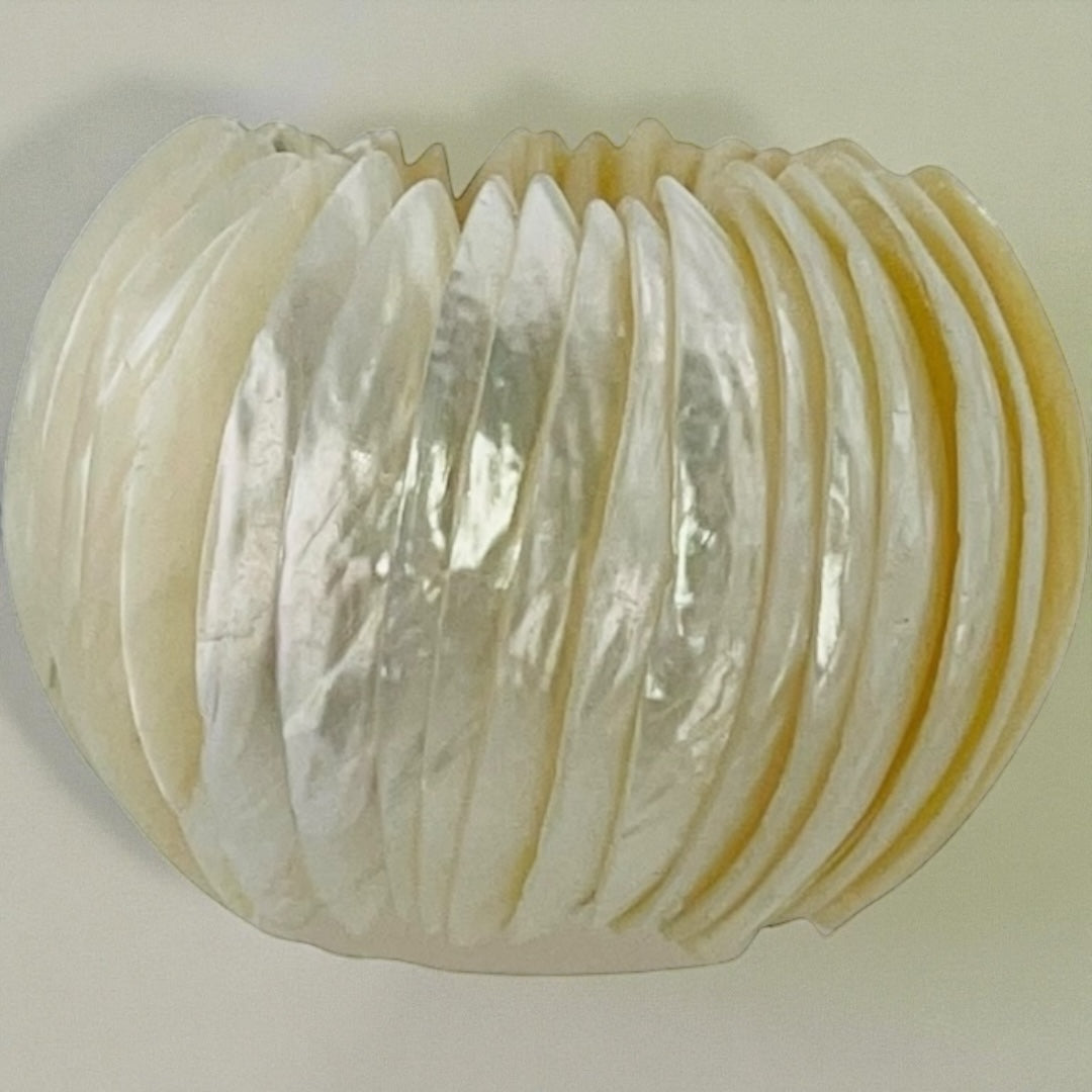 White Shell Bracelet minimalist style