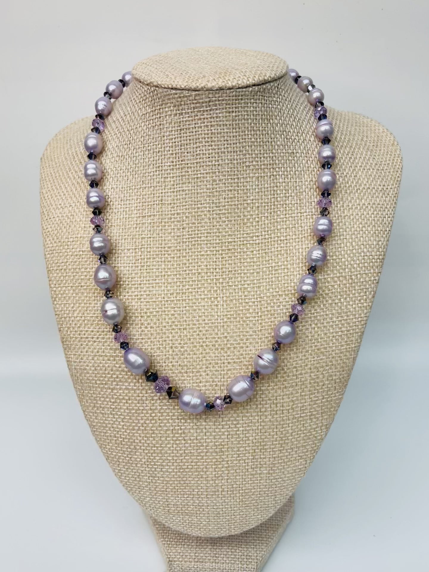 Freshwater Pearl Necklace, Purple, Lilac Pearls, Genuine Pearl Necklace, Beaded Necklace, Gift for Her